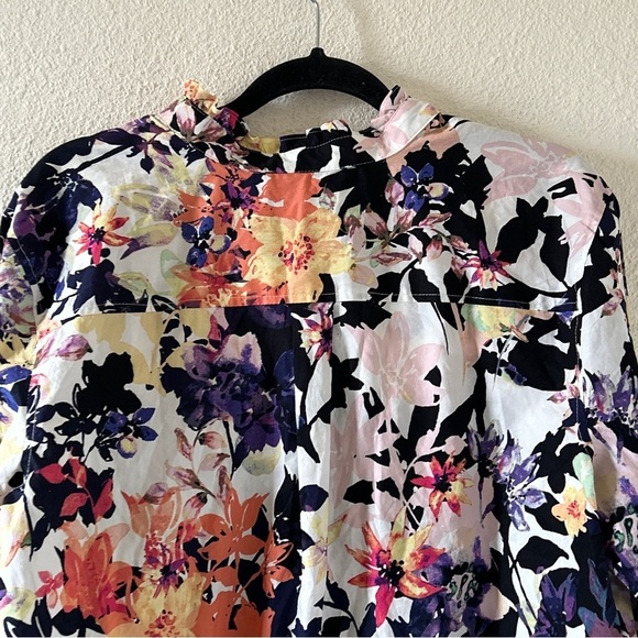 Signature Collection Women’s Floral Button Up XL Office Church Brunch Spring - Picture 9 of 11
